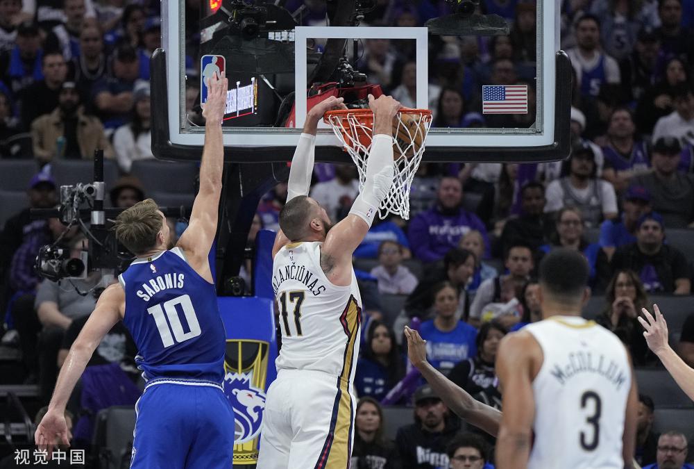 詹姆斯父子 詹姆斯父子