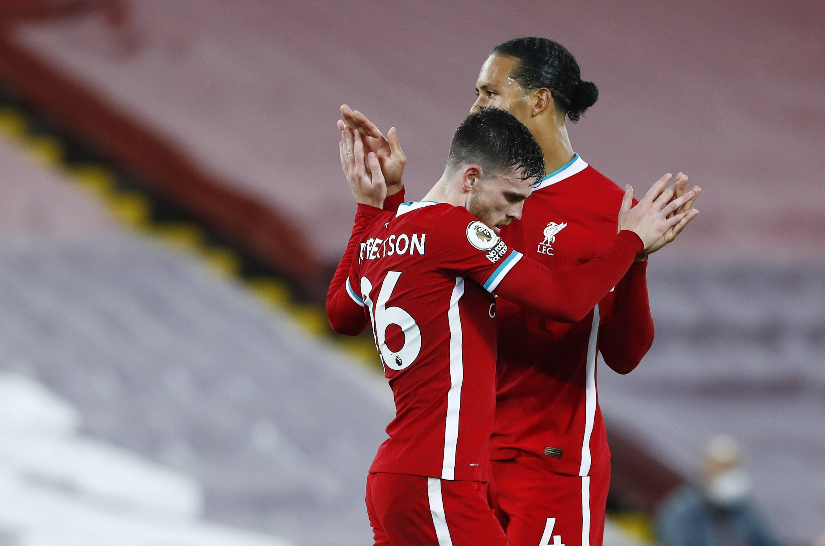 足球比赛 足球比赛